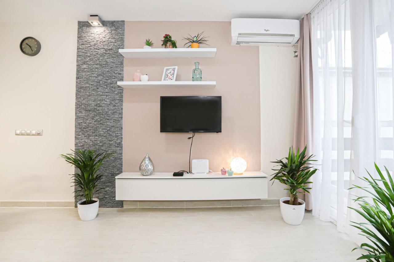 שיופוק Silver Lodge Ezuestpart Apartman מראה חיצוני תמונה
